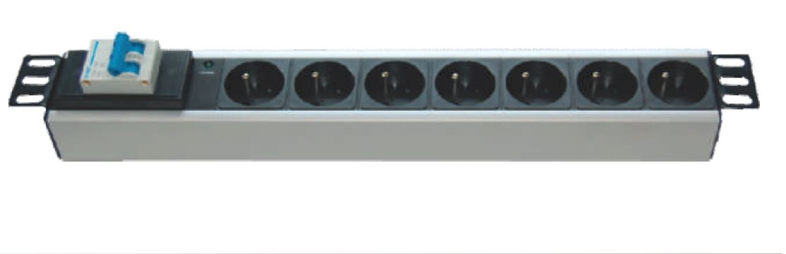 7 ways French socket PDU with circuit breaker